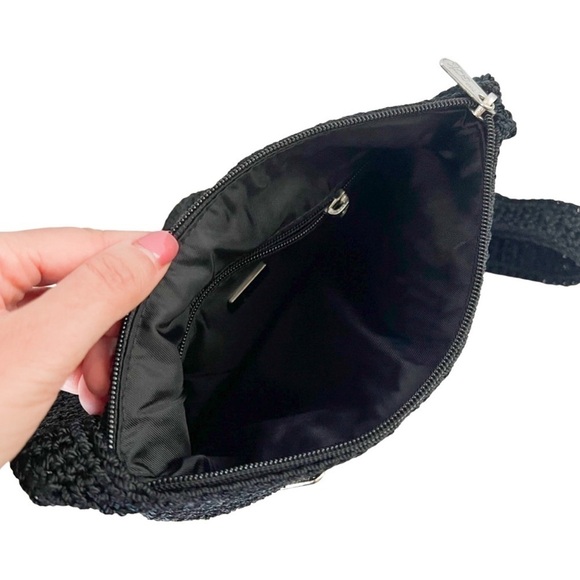 THE SAK Hand Crochet Crossbody Back Black - Picture 2 of 4